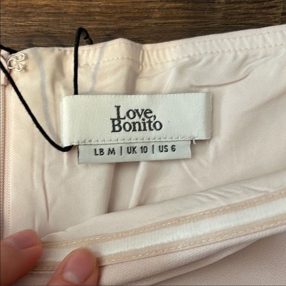 NWT Love Bonito pleated dress - Picture 3 of 4